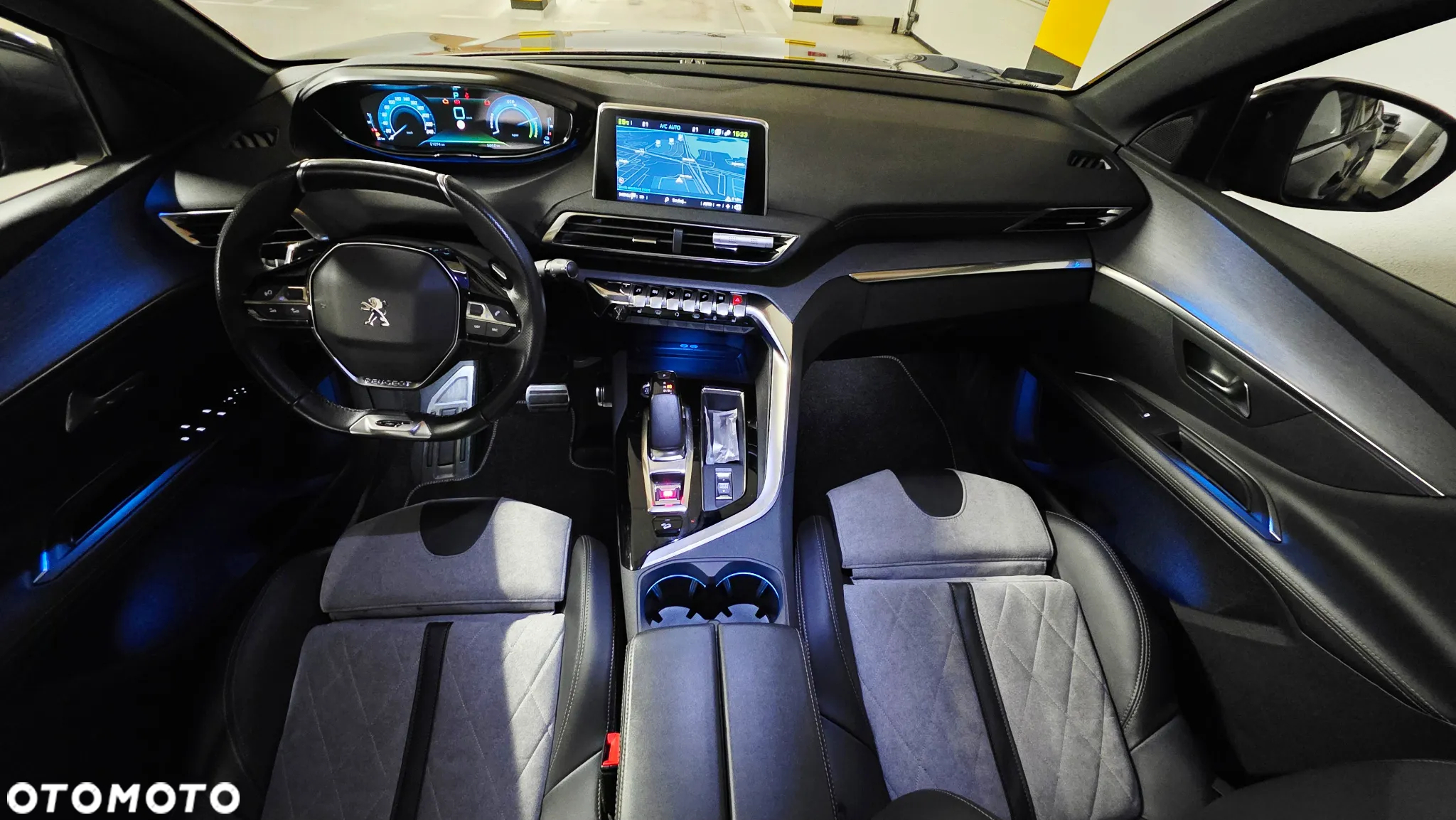 Peugeot 3008 1.6 PureTech Hybrid4 PHEV GT S&S EAT8 - 21