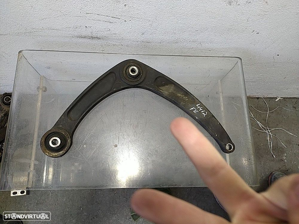Braço Suspensão Frente Direito Peugeot 307 Break (3E) - 1