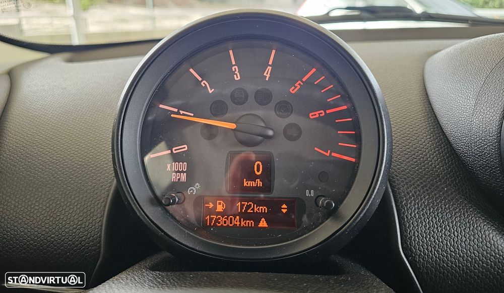 MINI Countryman Cooper D - 16