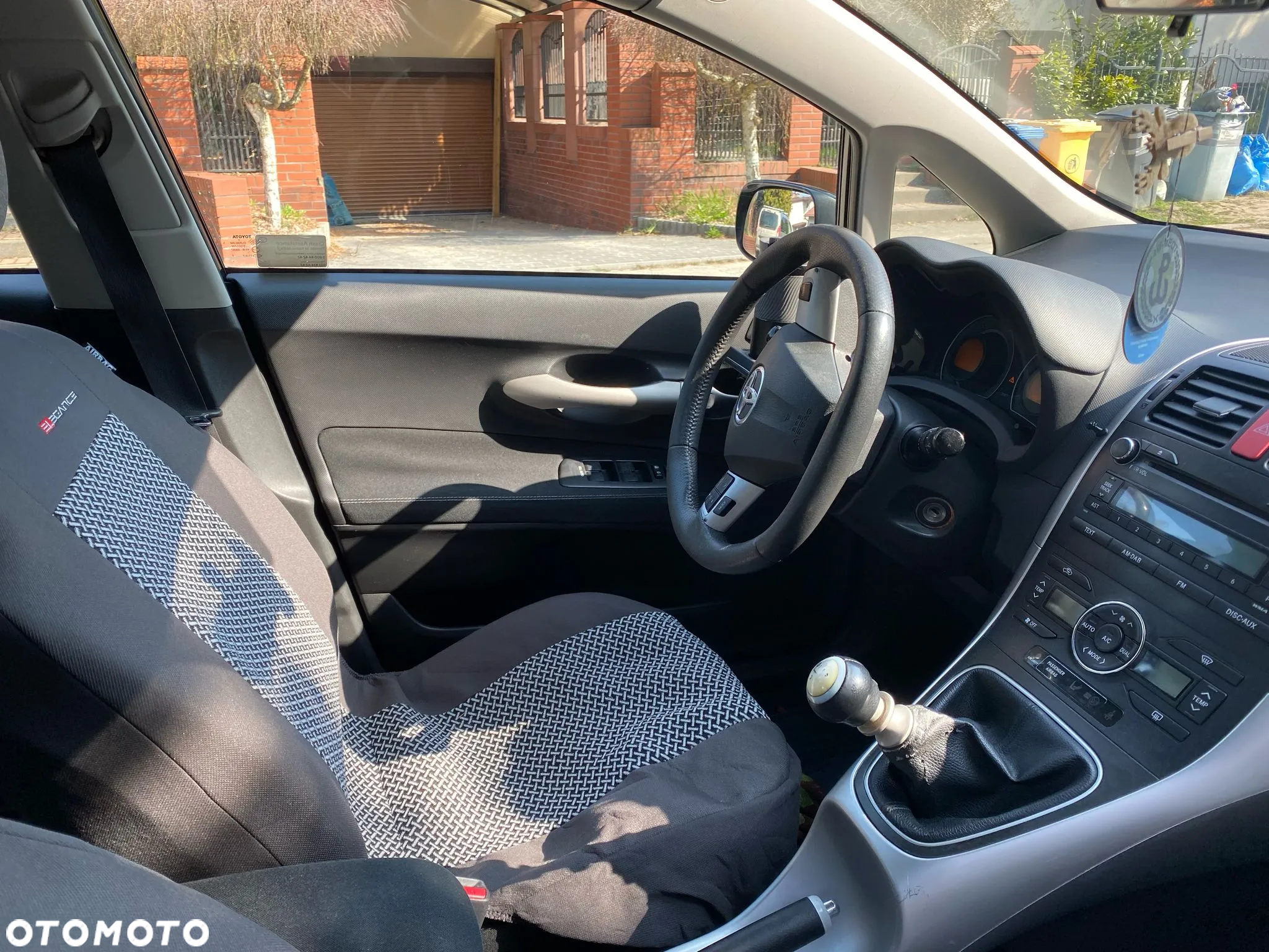 Toyota Auris - 15
