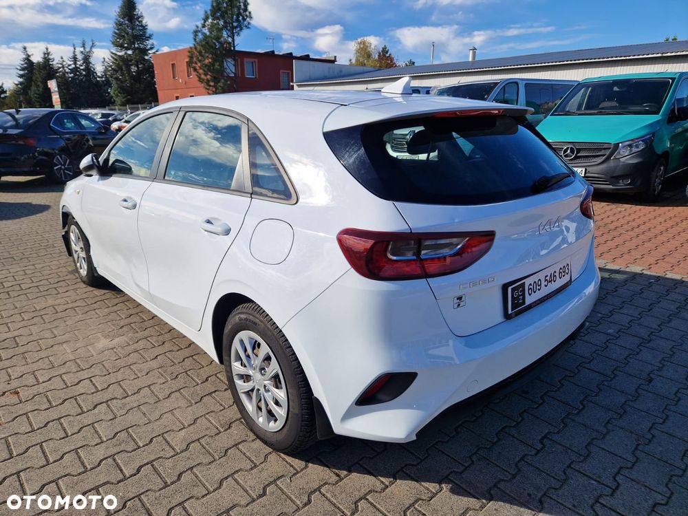 Kia Ceed 1.5 T-GDI S - 4