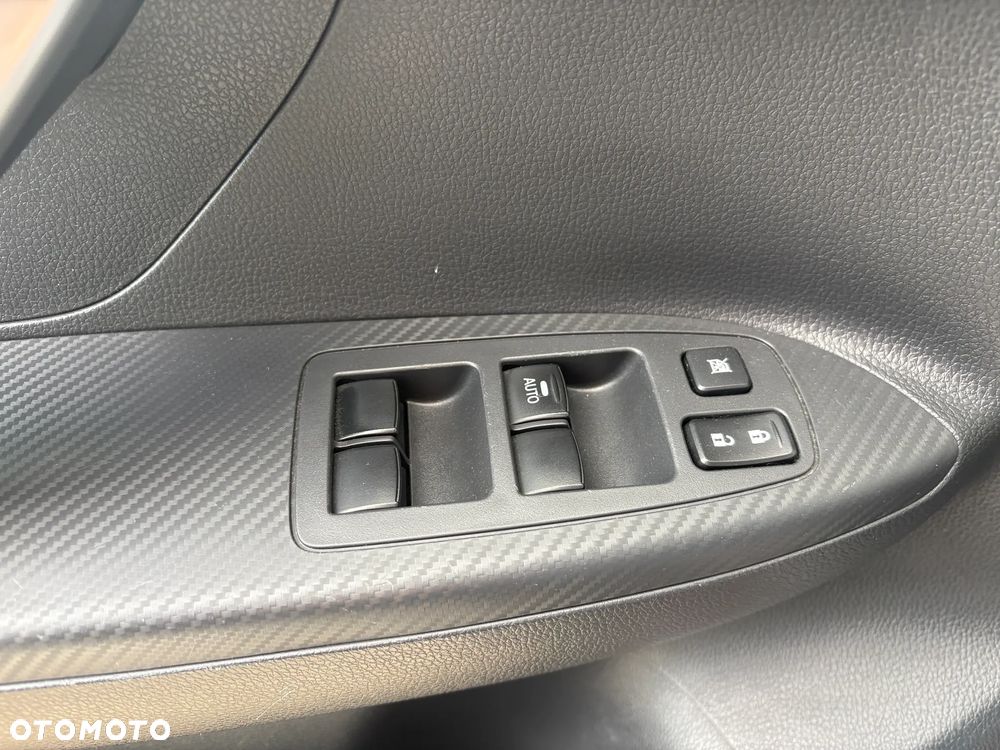 Mitsubishi Eclipse Cross 1.5 T GPF Intense - 17