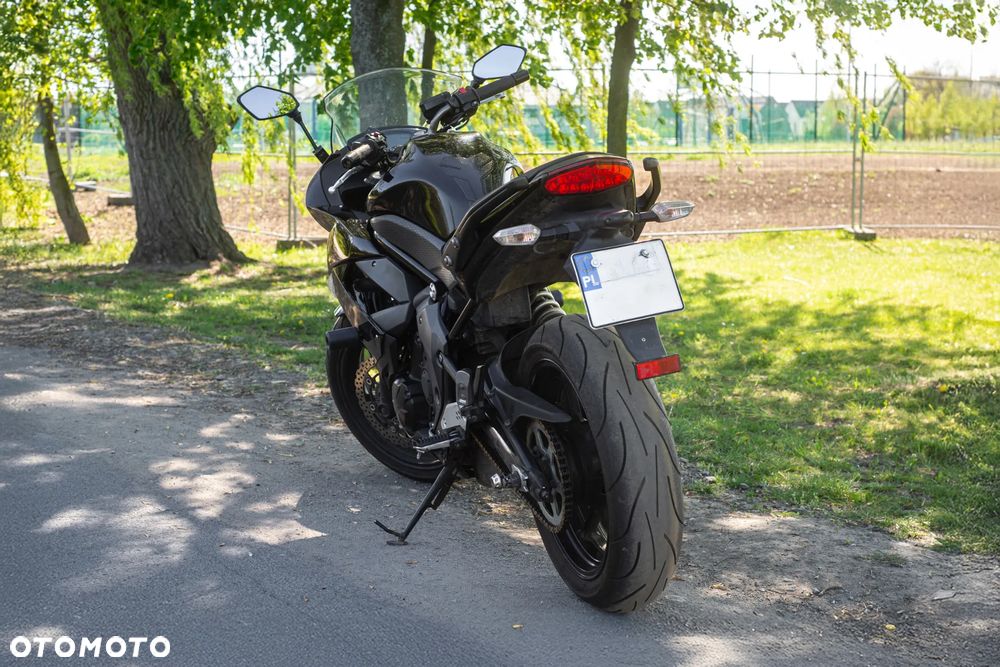 Kawasaki ER - 3