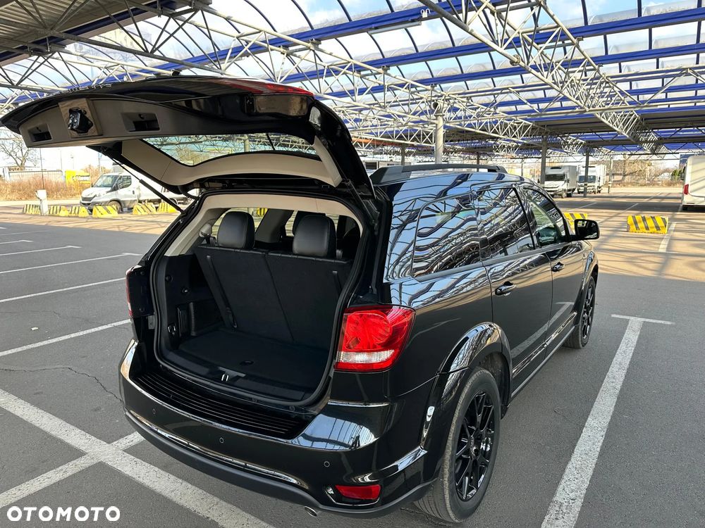 Fiat Freemont 2.0 Multijet 16V DPF Automatik Allrad Black Code - 11