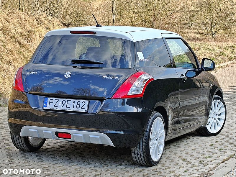 Suzuki Swift 1.2 BlackWhite - 4