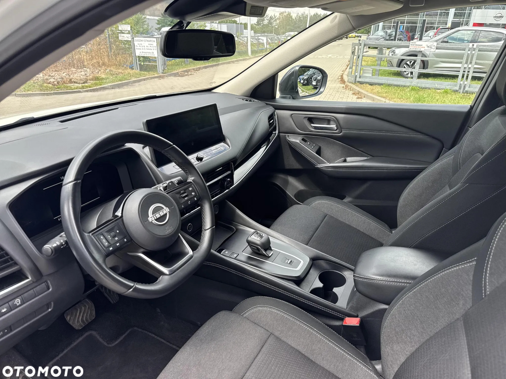 Nissan Qashqai 1.3 DIG-T mHEV N-Connecta Xtronic - 10