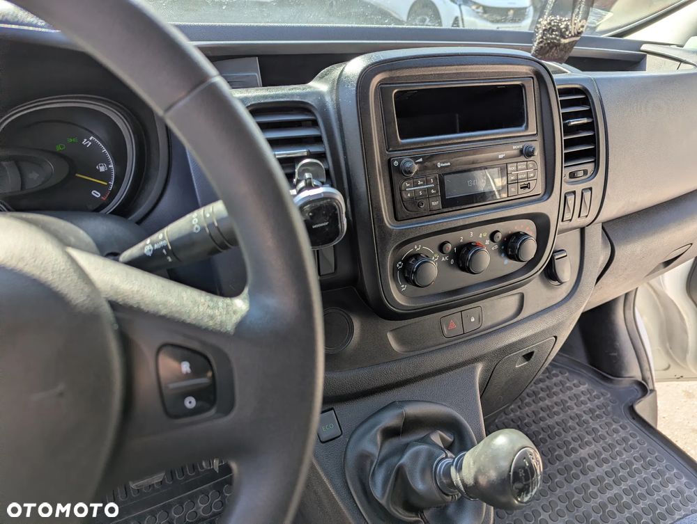 Opel VIVARO - 10