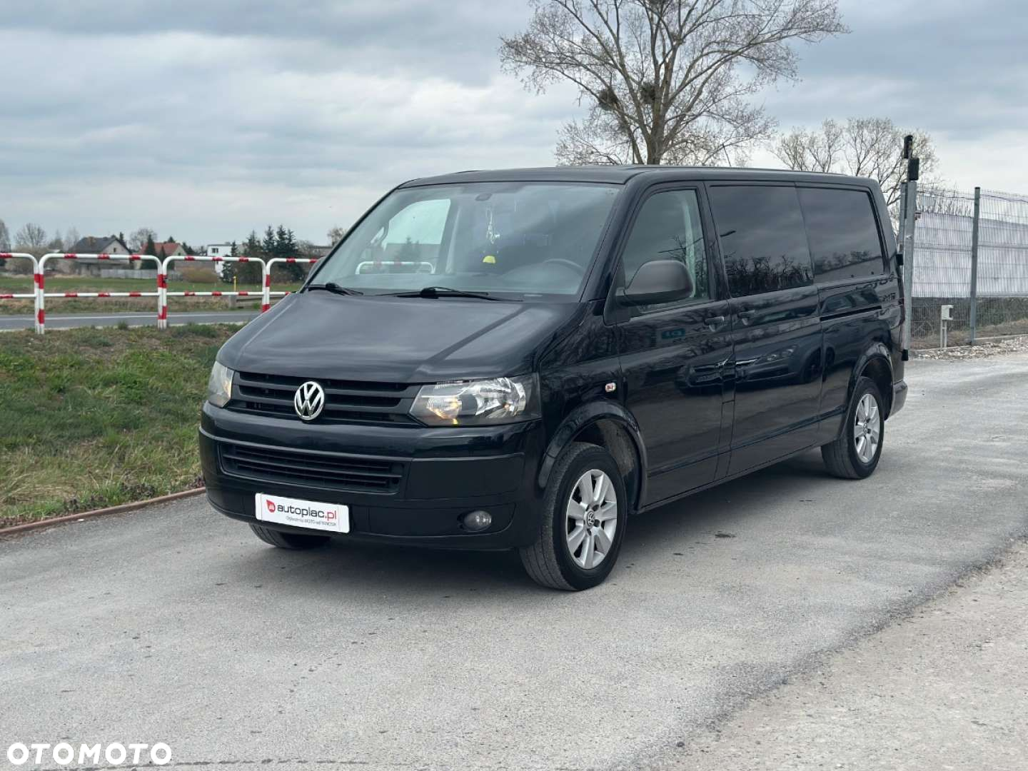 Volkswagen Transporter - 3