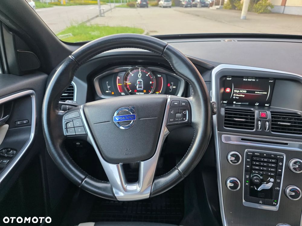 Volvo XC 60 D4 Summum - 25