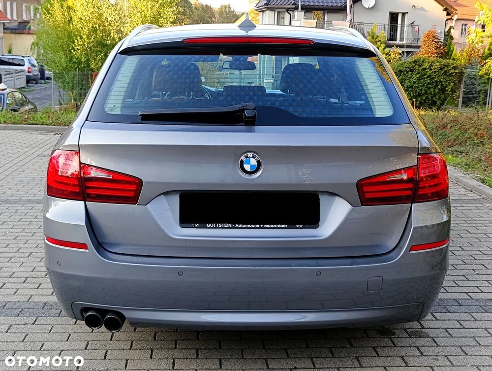 BMW Seria 5 525d Touring Sport-Aut Luxury Line - 19