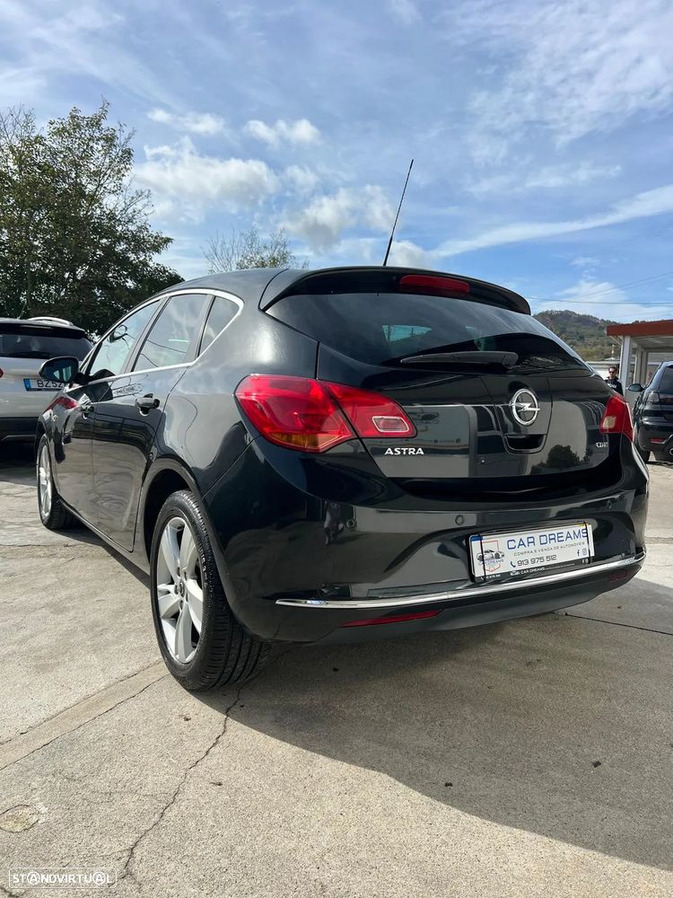 Opel Astra 1.6 CDTi Cosmo Start/Stop - 2