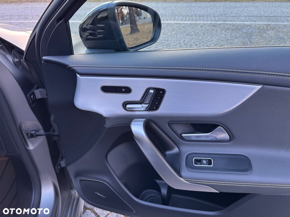 Mercedes-Benz Klasa A 45 S AMG 4-Matic Special Edition 1 8G-DCT - 28