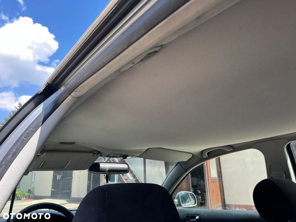 Volkswagen Passat 1.9 TDI Basis - 11