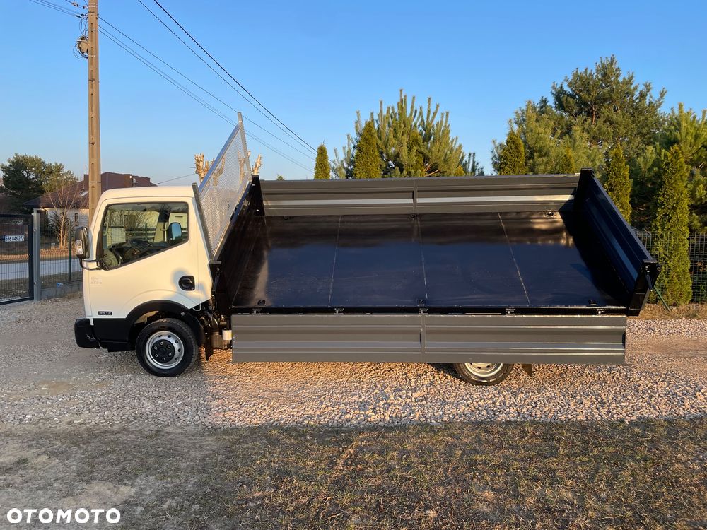 Nissan Cabstar NT400 - 10