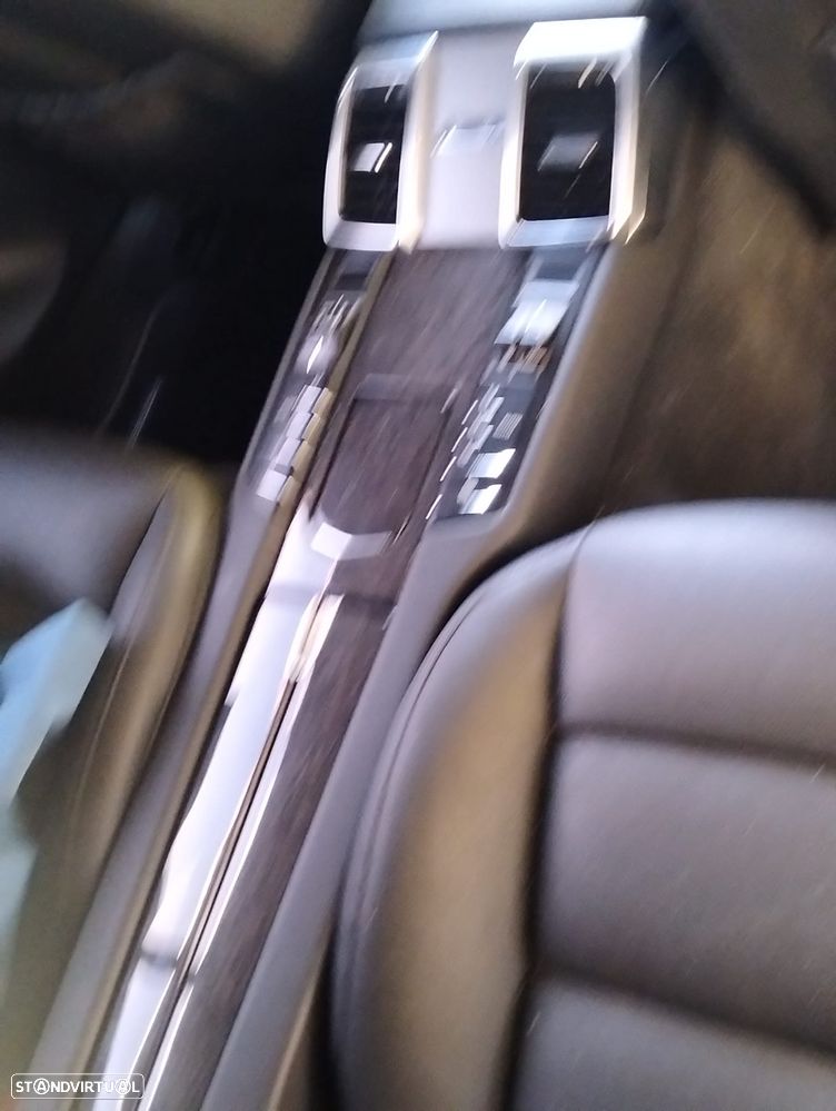 Porsche Panamera 4 S PDK - 35