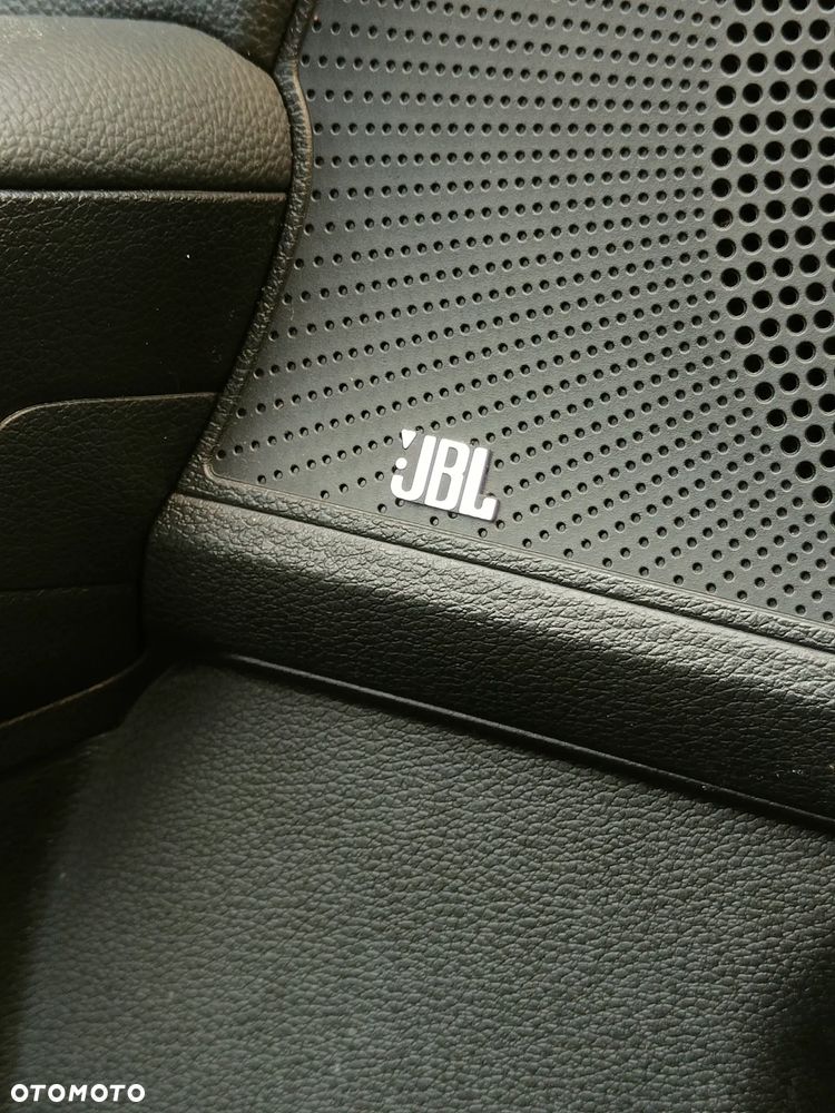 Kia ProCeed - 25