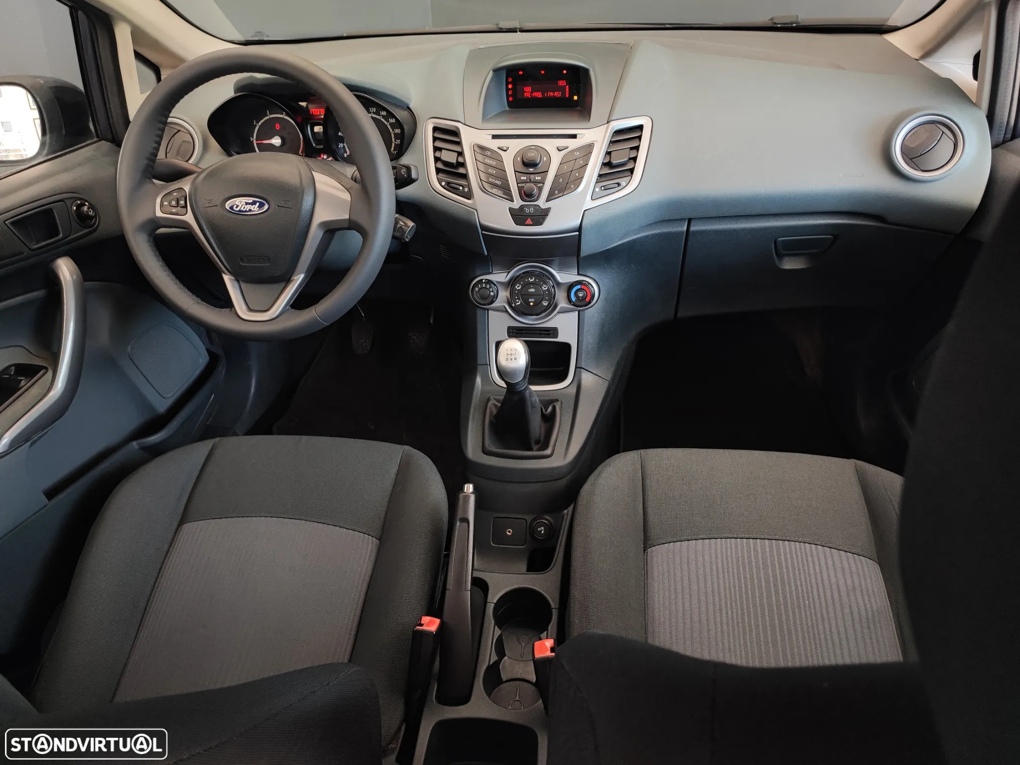 Ford Fiesta 1.25 Techno - 22