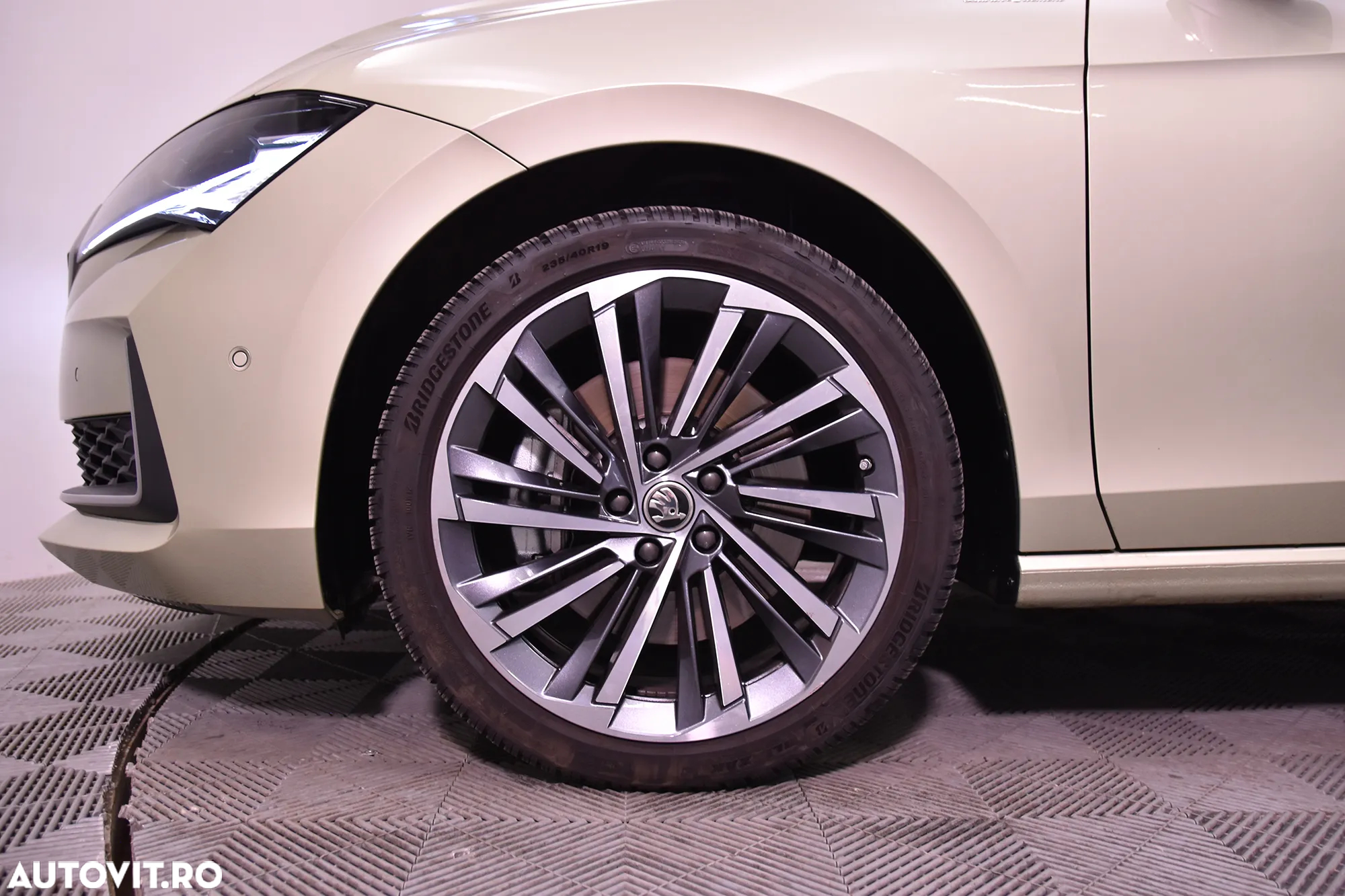 Skoda Superb - 13