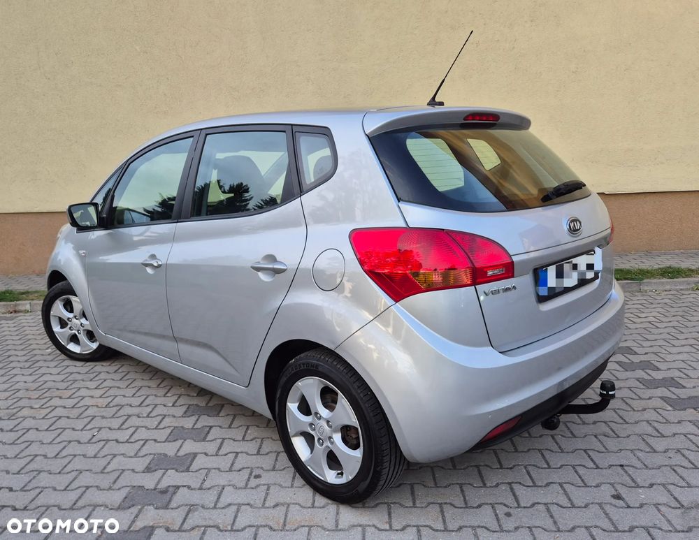 Kia Venga 1.4 L - 5