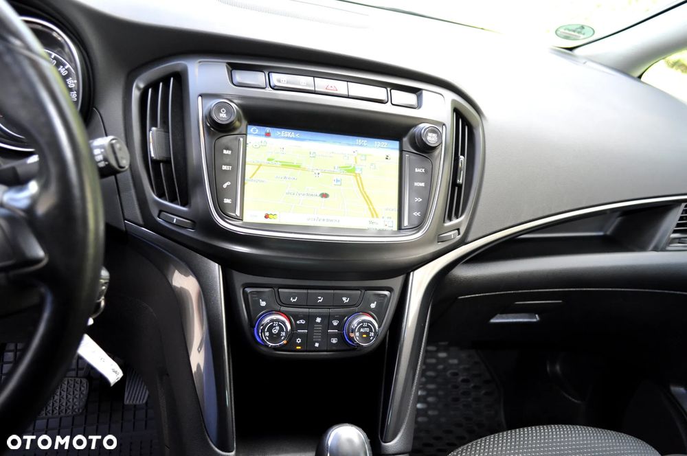 Opel Zafira 2.0 D (CDTI) Automatik Business Innovation - 37