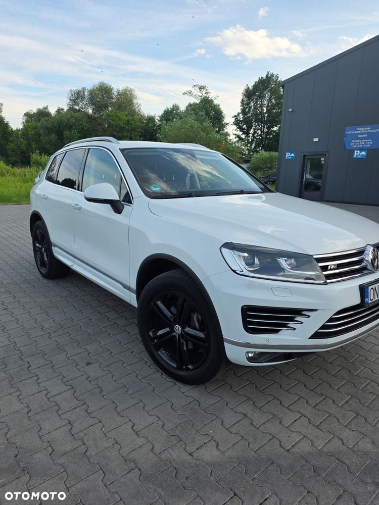 Volkswagen Touareg 3.0 V6 TDI SCR Blue Motion DPF Automatik Executive Edition - 6