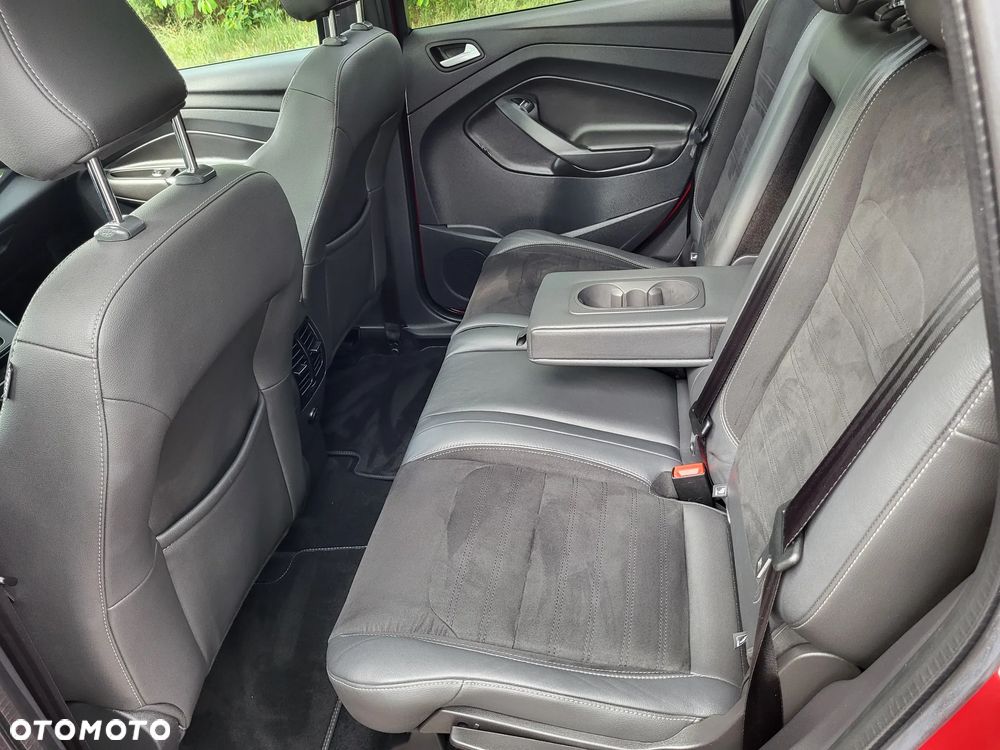 Ford Kuga 2.0 TDCi 4x4 ST-Line - 13