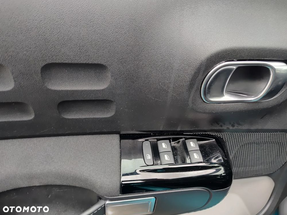 Citroën C3 1.2 PureTech Shine - 11