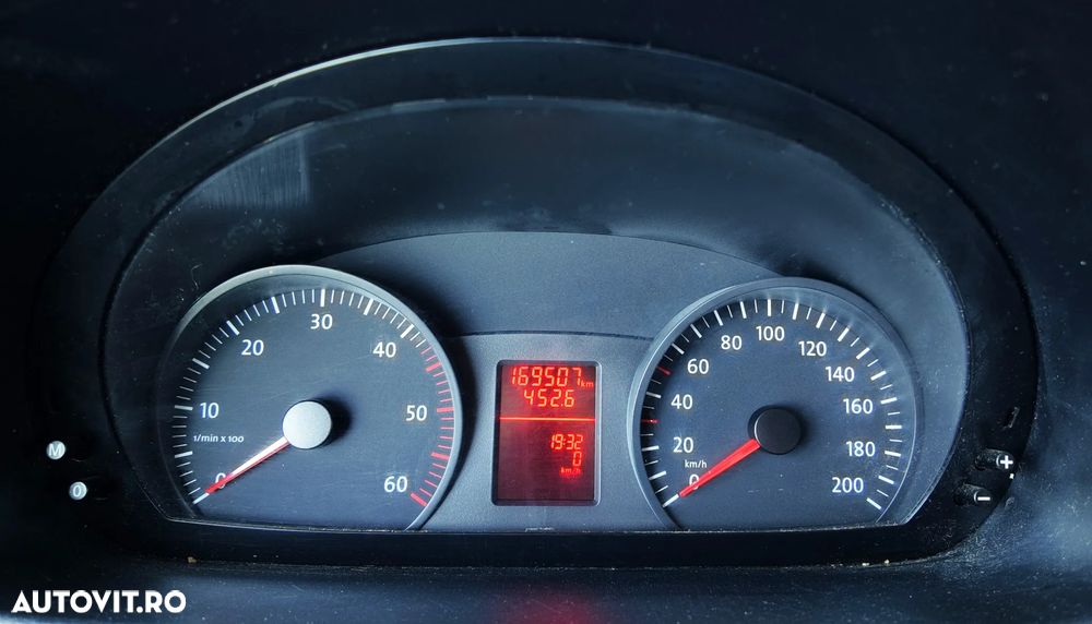 Volkswagen CRAFTER - 14