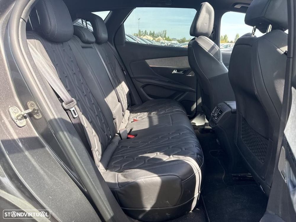 Peugeot 3008 1.6 Hybrid GT Line e-EAT8 - 17