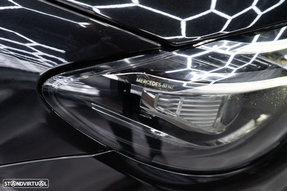 Mercedes-Benz E 220 d 9G-TRONIC AMG Line - 54