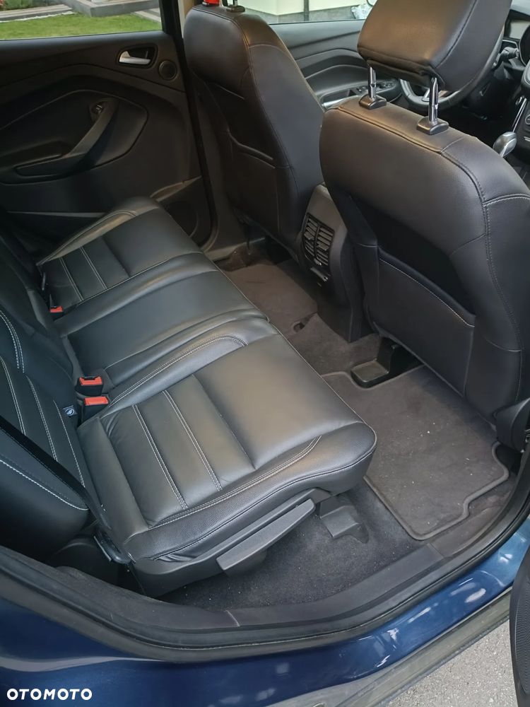 Ford Escape 2.0 EcoBoost AWD Titanium - 11