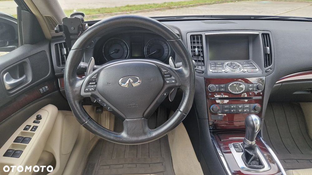 Infiniti G G37 GT Premium AWD - 24