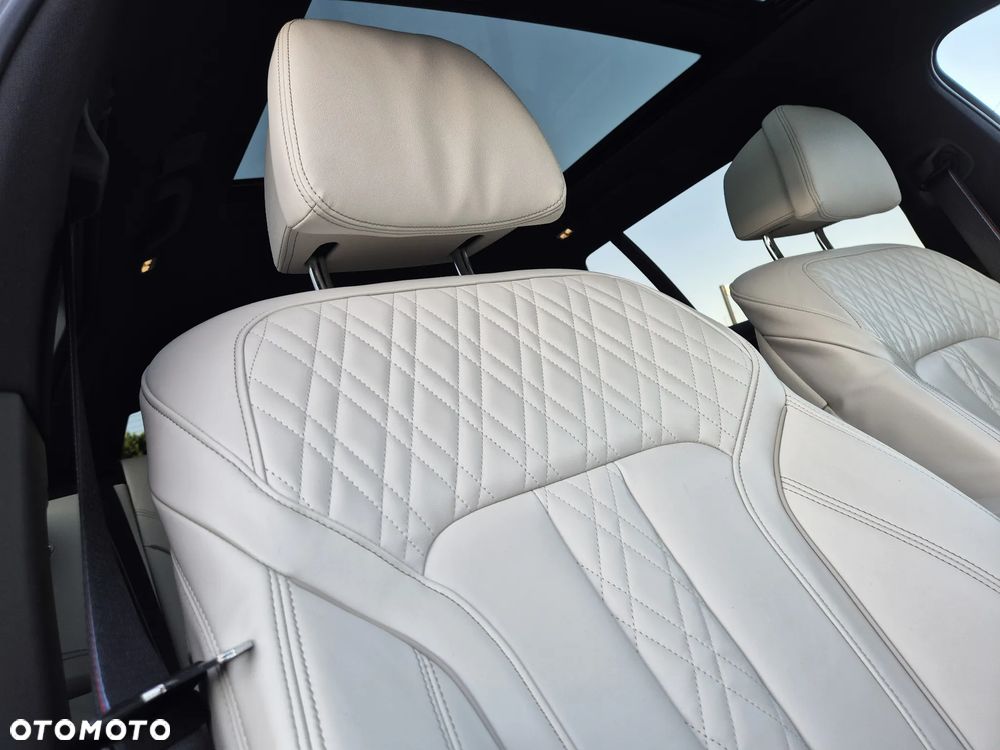 BMW Seria 5 530e xDrive M Sport sport - 11