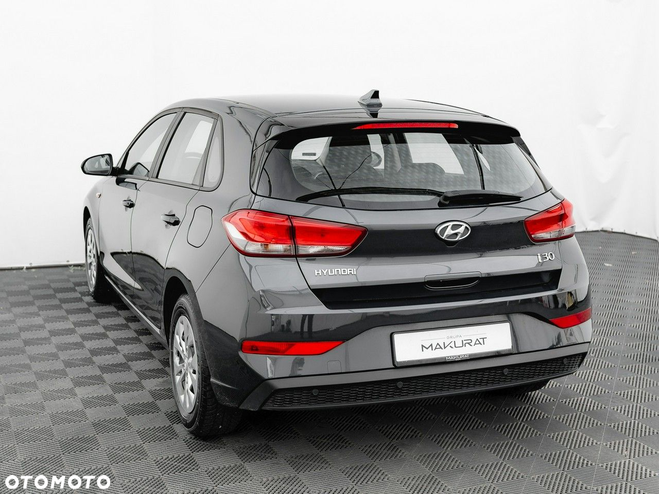 Hyundai i30 1.5 DPI Classic + - 5