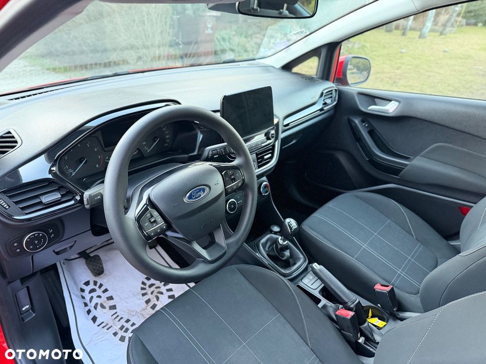 Ford Fiesta - 9