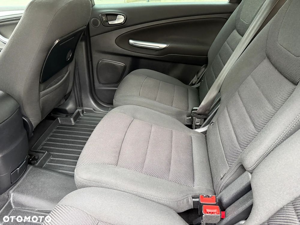 Ford Galaxy 2.0 TDCi Titanium - 29