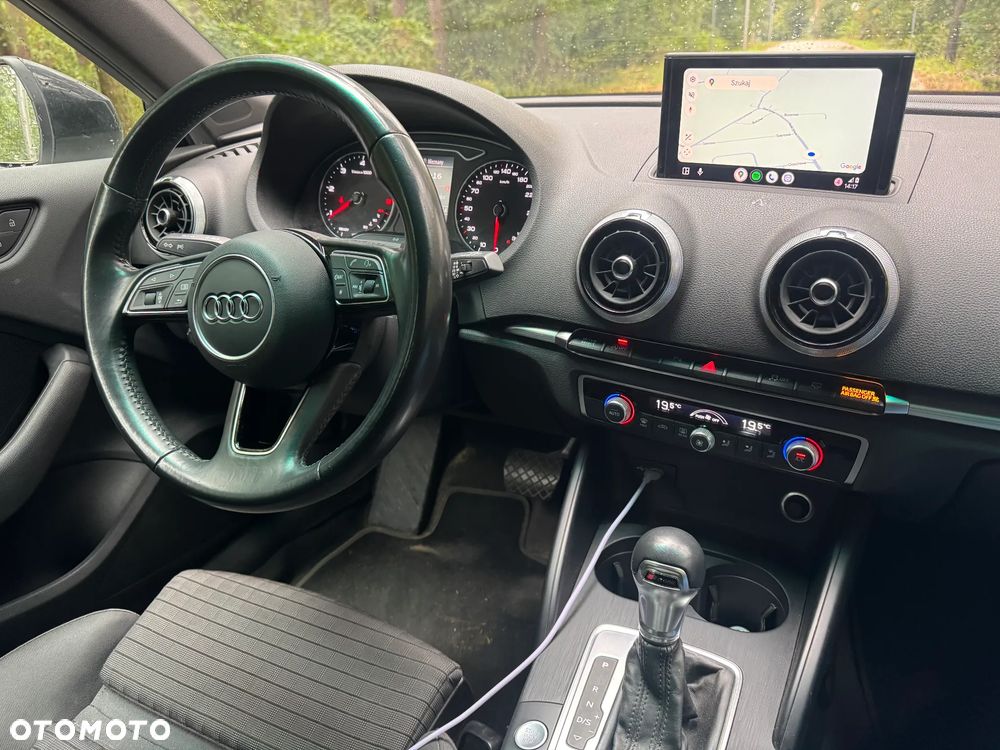 Audi A3 Sportback 1.6 TDI Sport S tronic - 6
