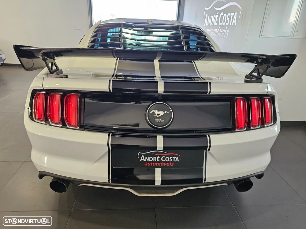 Ford Mustang 2.3i EcoBoost Aut. - 7