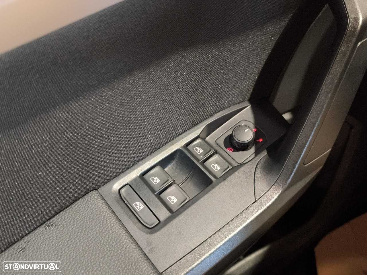 SEAT Arona 1.0 TSI FR - 17