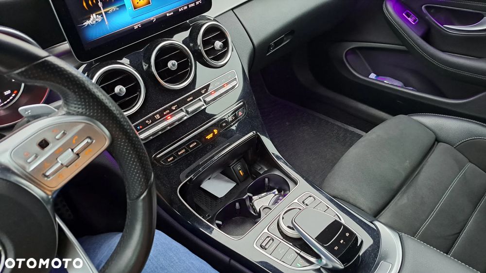Mercedes-Benz Klasa C 220 d 9G-TRONIC AMG Line - 16