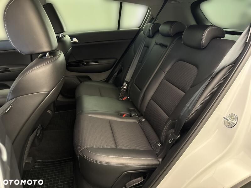 Kia Sportage 1.6 T-GDI Black Edition 2WD DCT - 20