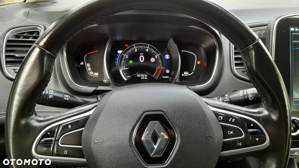 Renault Grand Scenic - 13