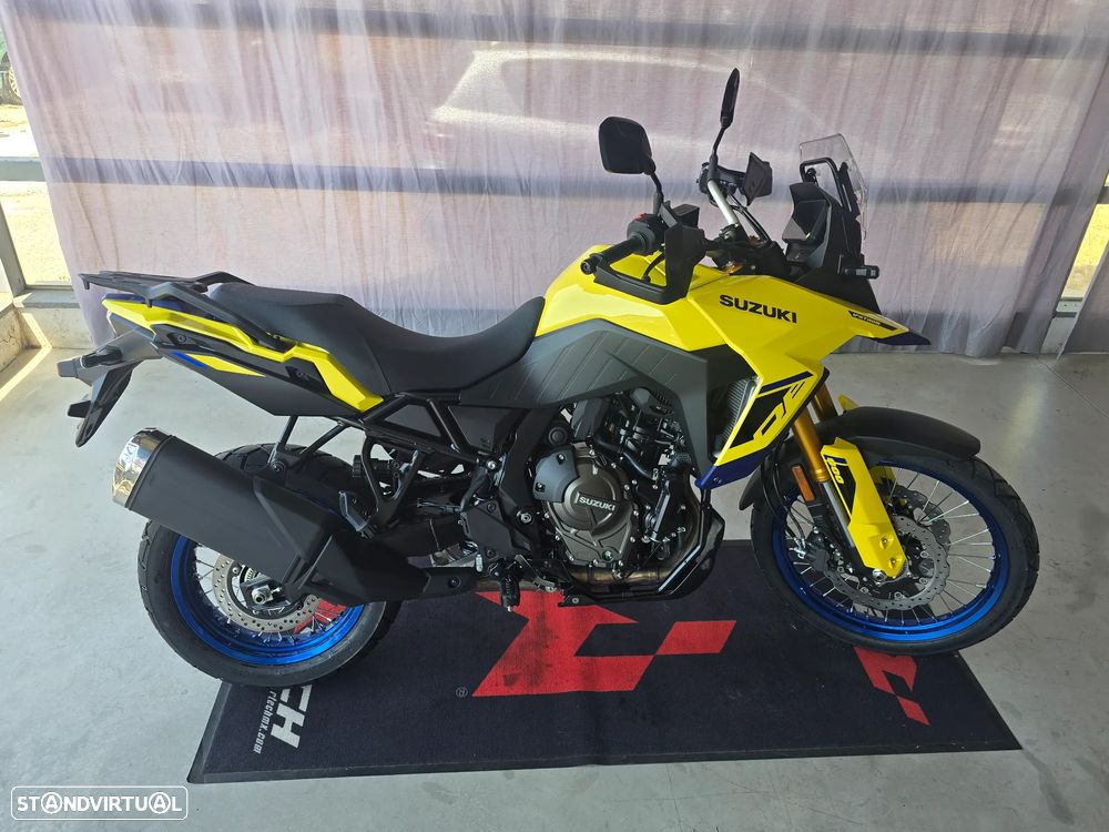 Suzuki DL 800 DE MY26 - 12
