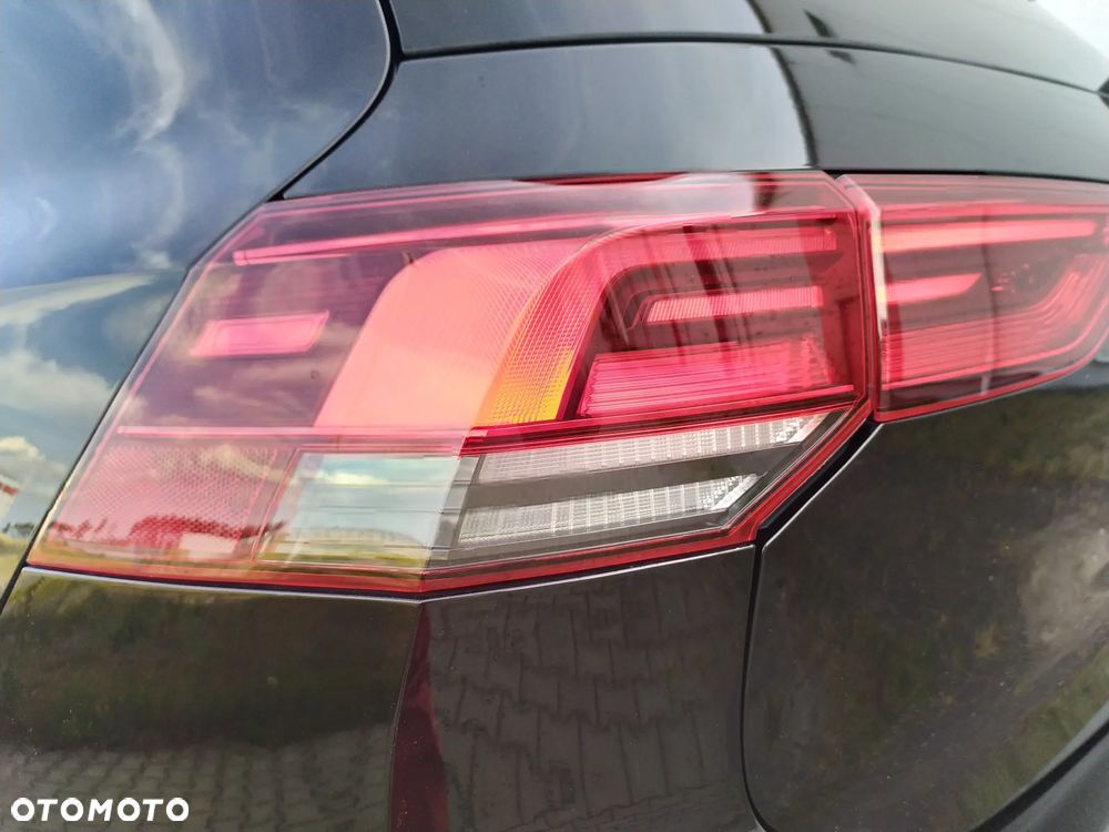 Volkswagen Golf 1.5 TSI EVO Style - 20