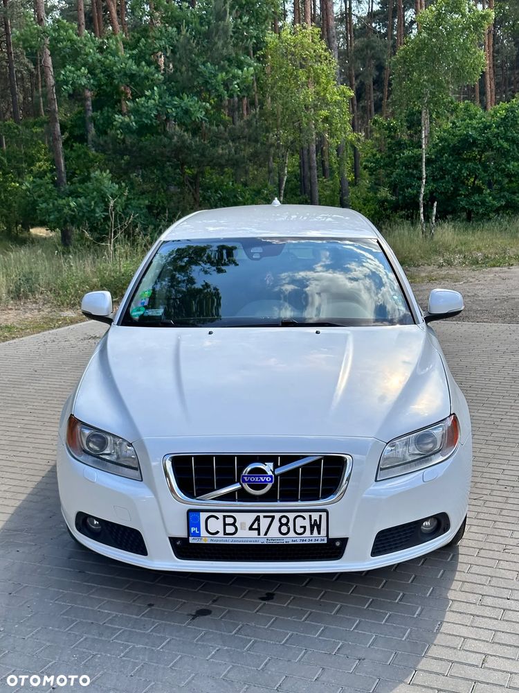 Volvo V70 - 8