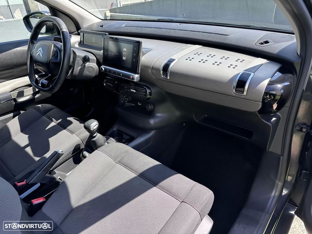 Citroën C4 Cactus 1.2 PureTech Shine - 54