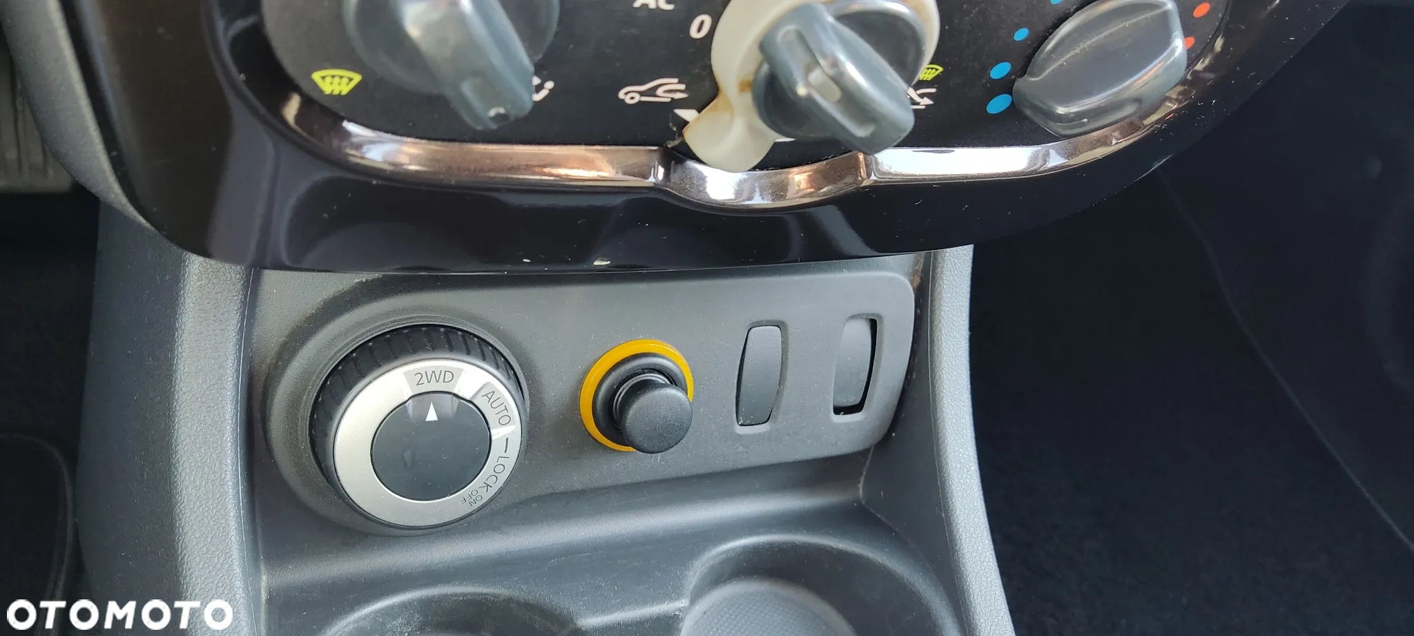 Dacia Duster 1.6 16V 4x4 Ambiance - 19