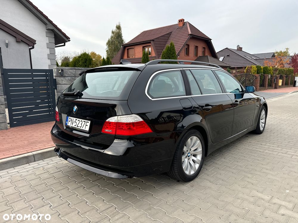 BMW Seria 5 520d Touring - 4