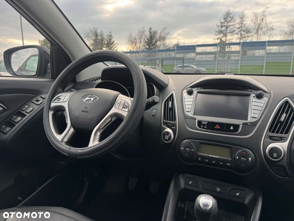 Hyundai ix35 - 11