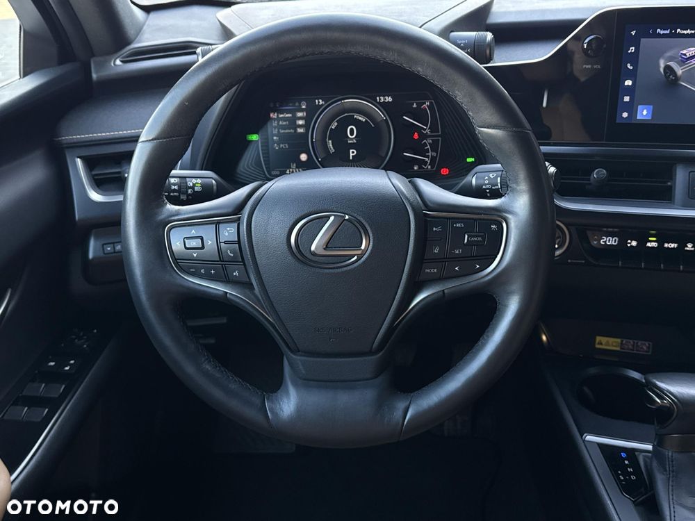 Lexus UX 250h GPF Business 2WD - 15